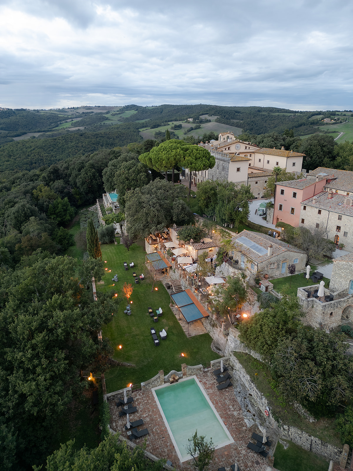 indian wedding in tuscany