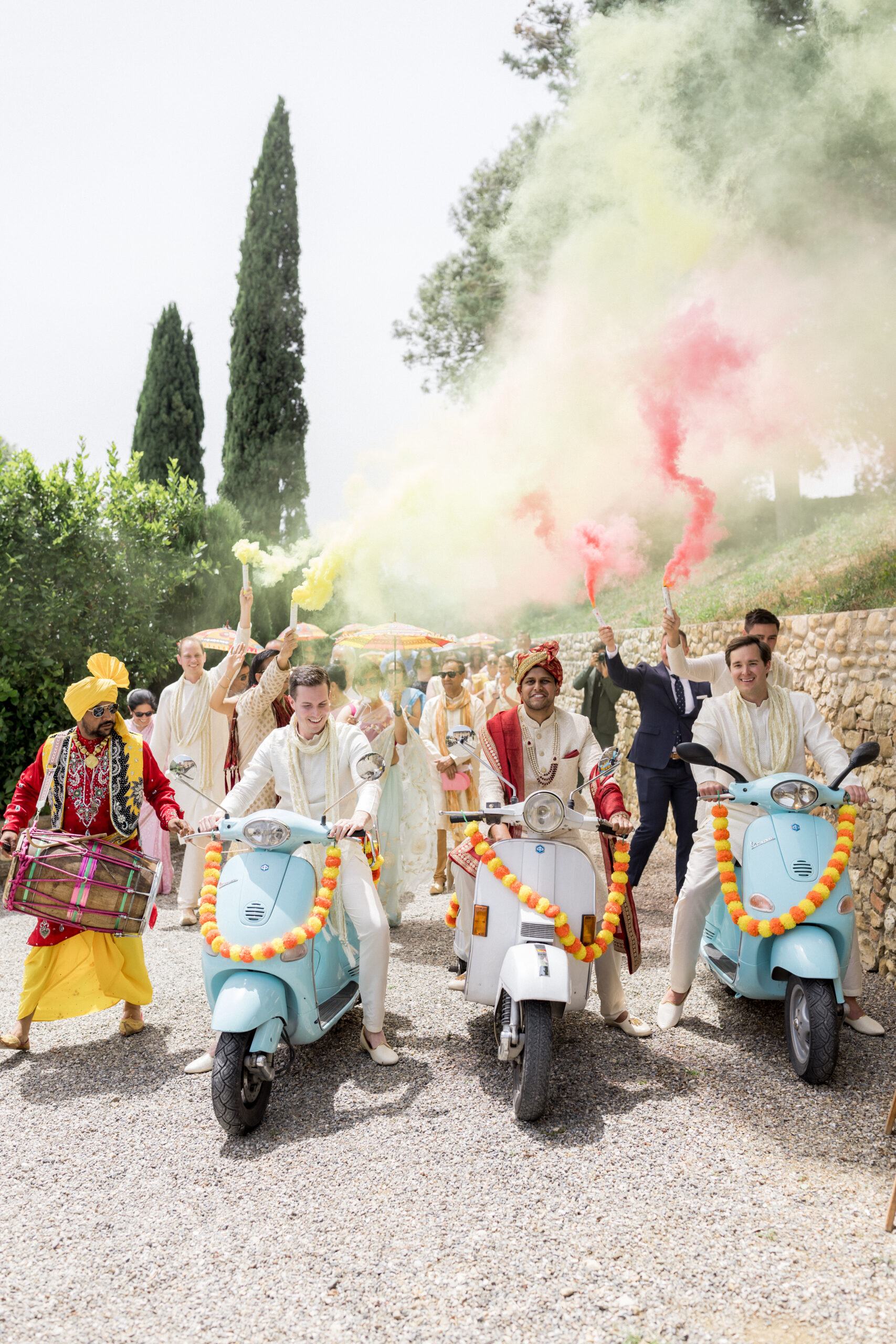 indian wedding in tuscany