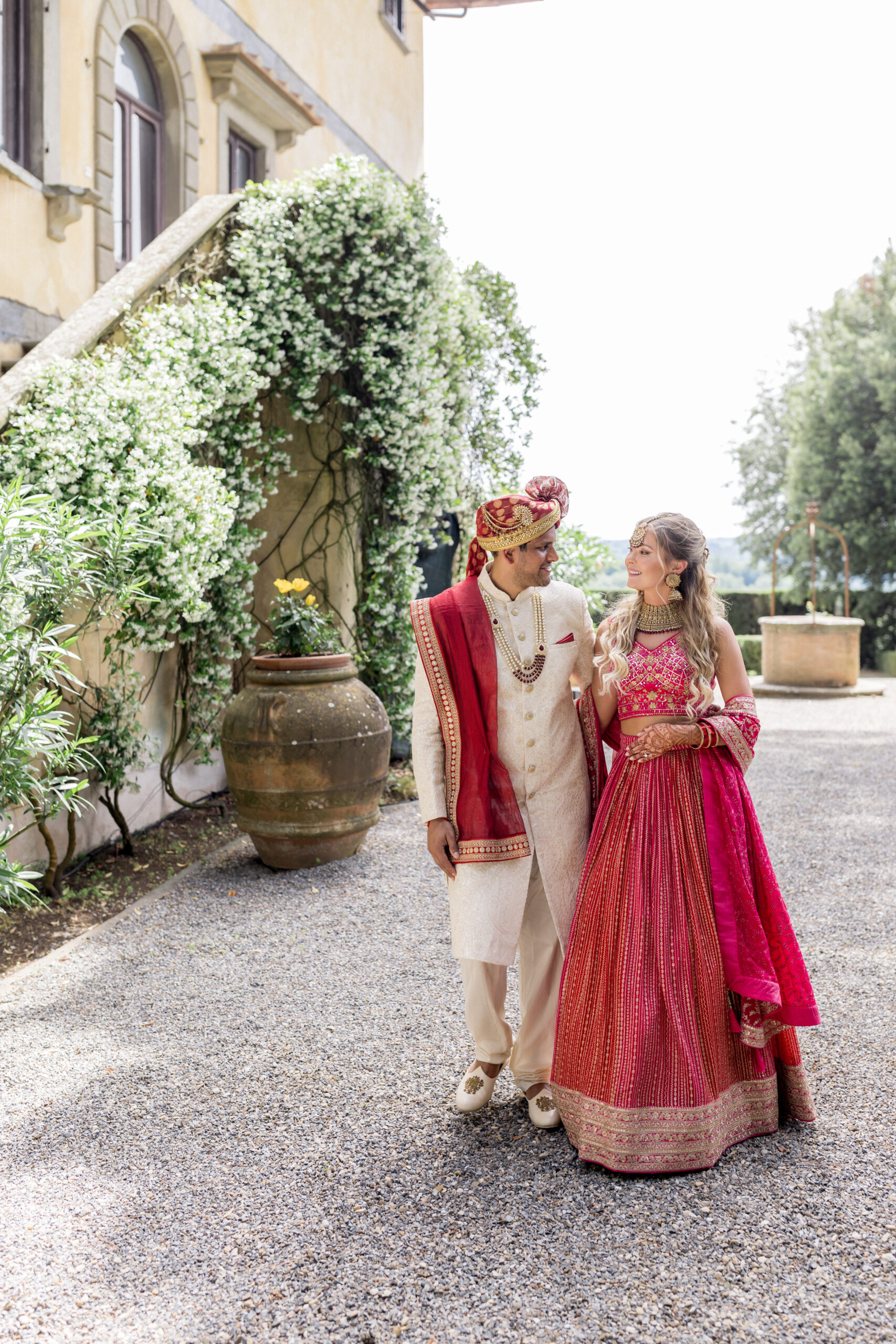 indian wedding in tuscany