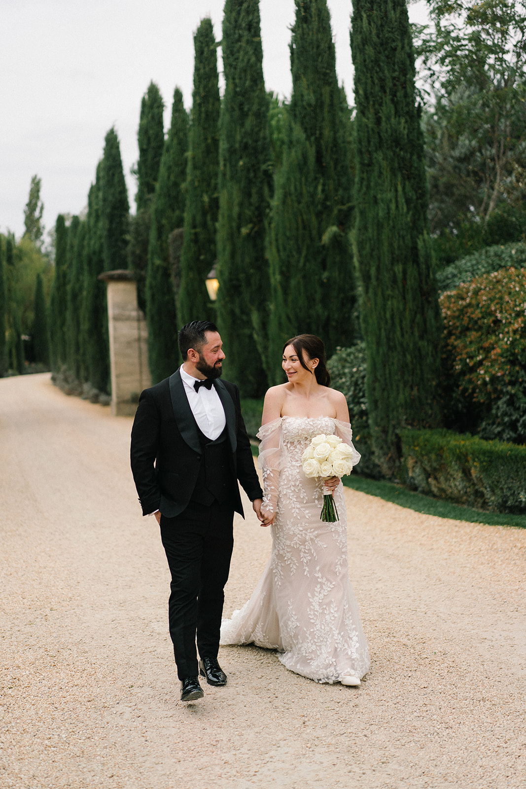 eloping tuscany